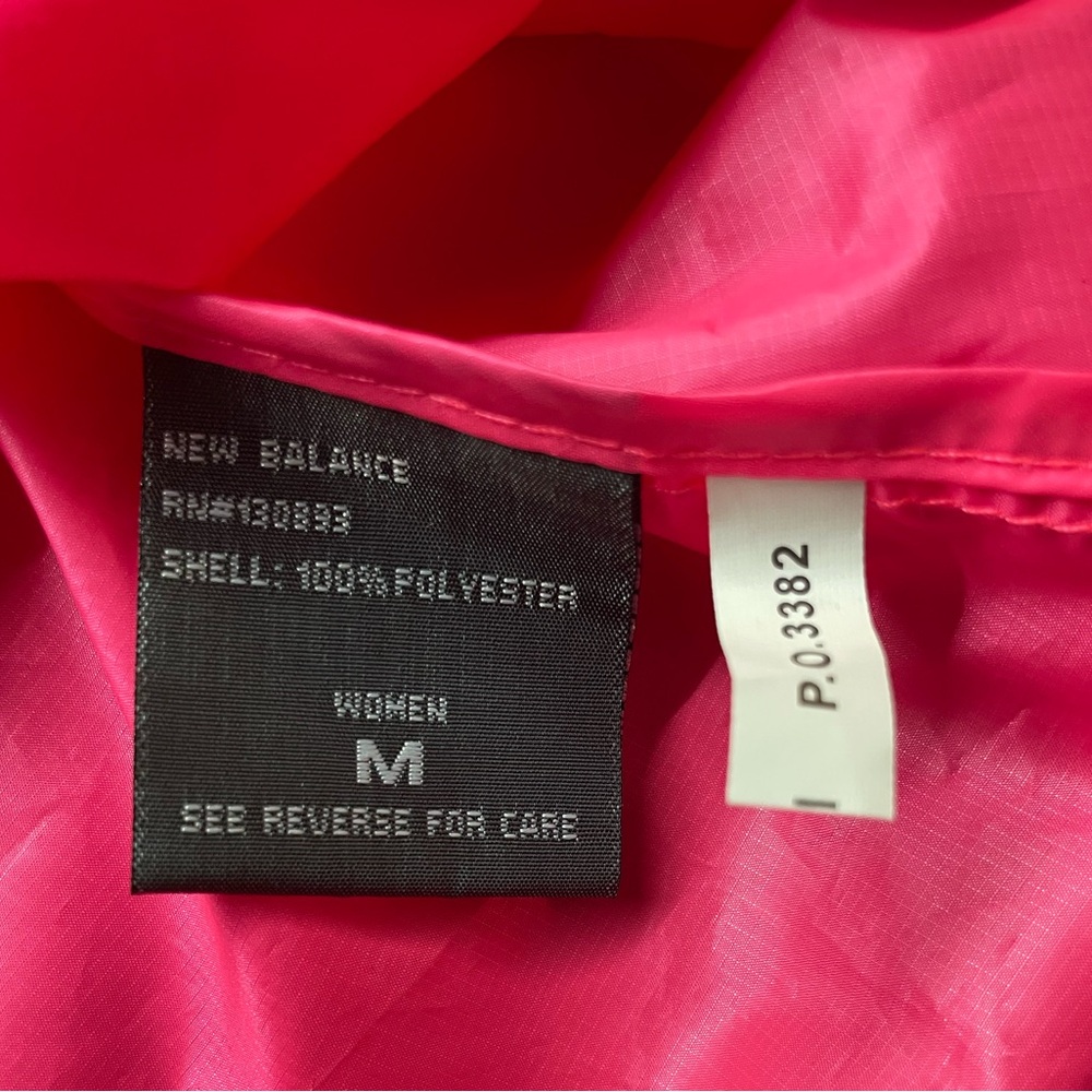 New Balance Pink Lightweight Hooded Packable Windbreaker Water Resistant  Jacket - Picture 8 of 8